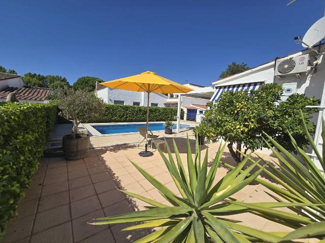 Chalet en venta en Empuriabrava, Alt Empordà