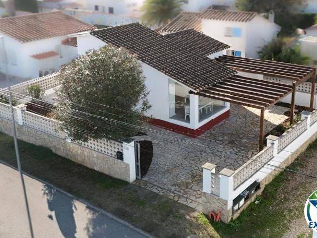 Chalet en venta en Empuriabrava, Alt Empordà