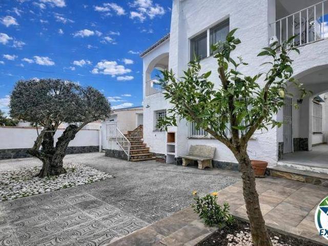 Chalet en venta en Empuriabrava, Alt Empordà