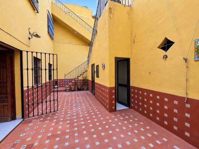 Chalet en venta en Carmona, Sevilla