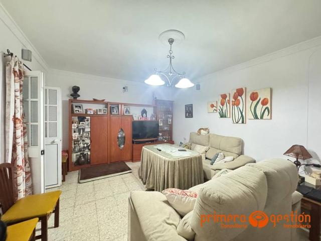 Chalet en venta en Carmona, Andalucía