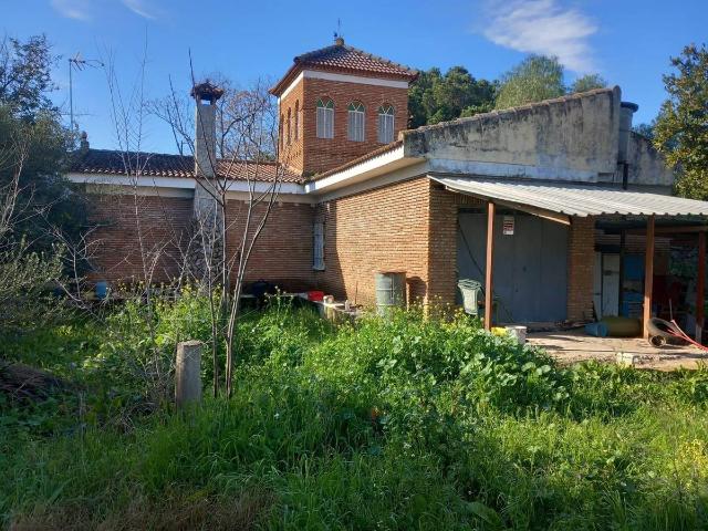 Chalet en venta en Carmona, Andalucía