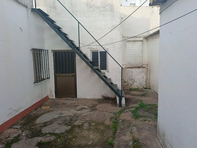 Villa en venta en Carmona
