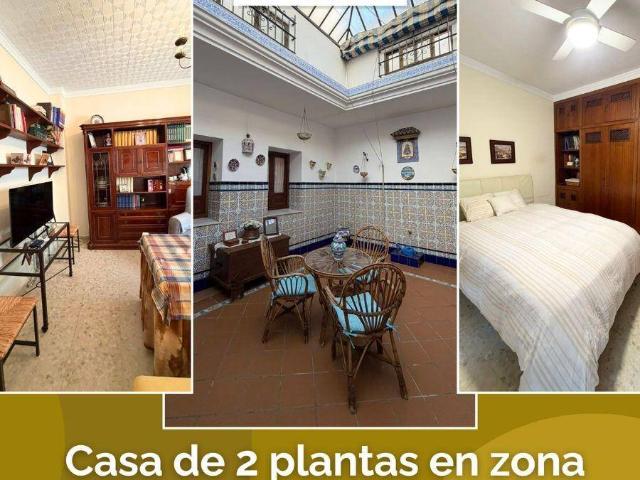 Chalet en venta en Carmona, Andalucía