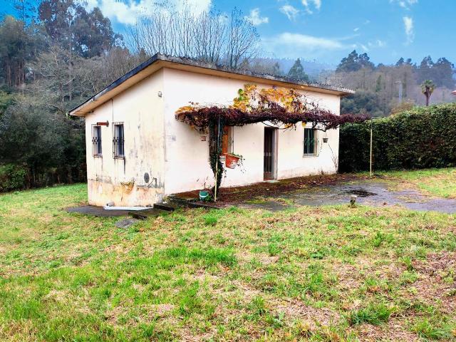 Chalet en venta en Paleo, A Coruña