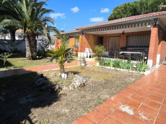 Villa en venta en Carranque
