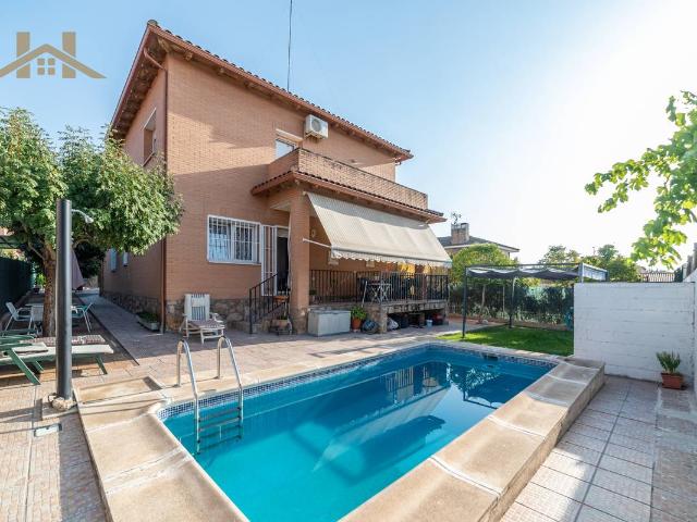 Chalet en venta en Carranque, Castilla-La Mancha