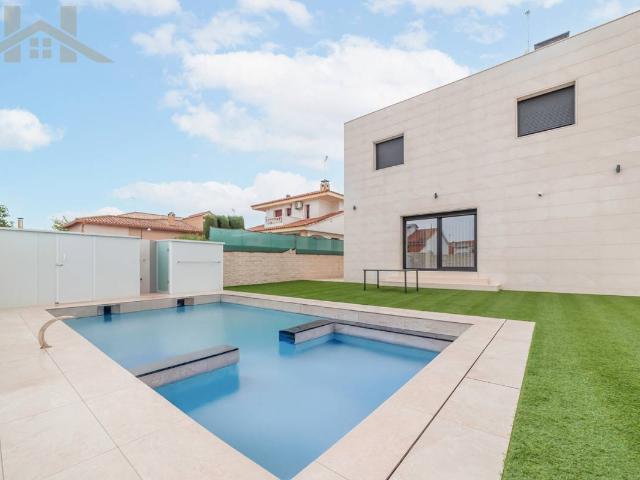 Chalet en venta en Carranque, Toledo
