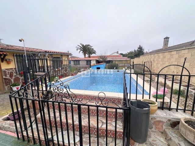 Chalet en venta en Carranque, Toledo