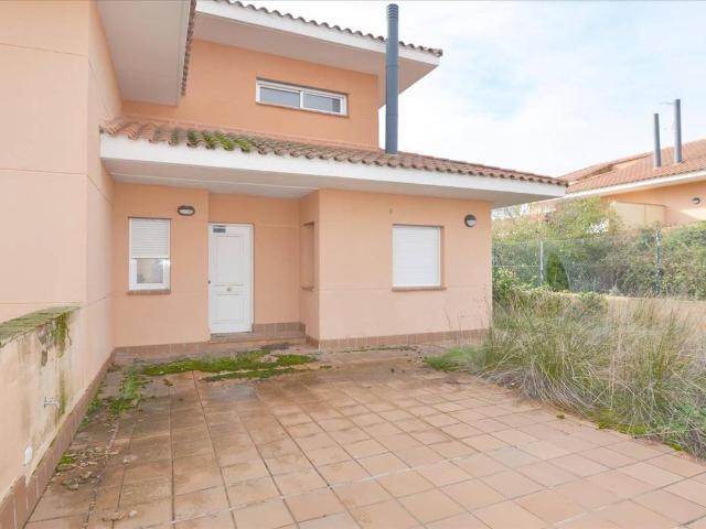 Chalet en venta en Carrascal De Barregas, Castilla y León