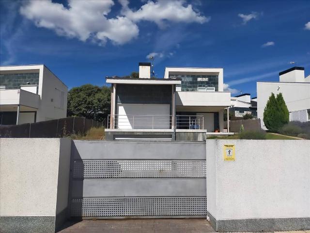 Villa en venta en Carrascal De Barregas