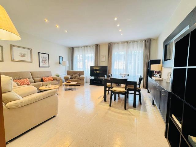 Chalet en venta en Plaça de l'Ajuntament, Alt Empordà