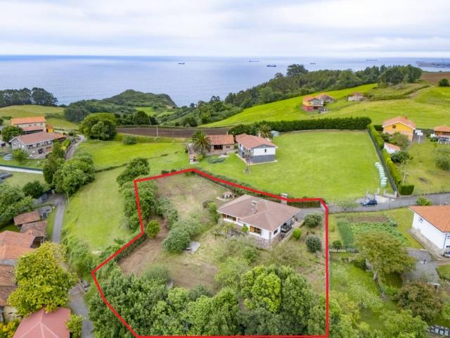 Chalet en venta en La Rebollada, Carreño