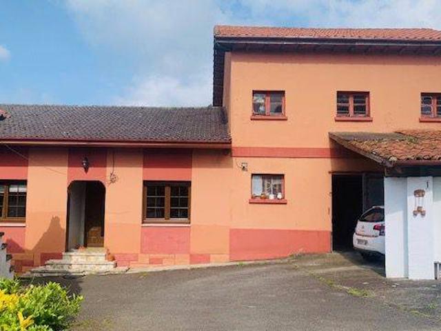Chalet en venta en Carreño, Asturias