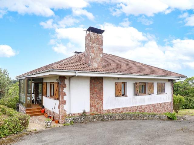 Chalet en venta en Carreño, Asturias