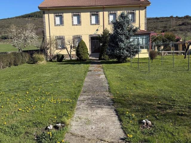 Chalet en venta en Carrocera, Castilla y León