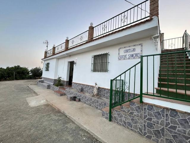 Villa en venta en Cártama