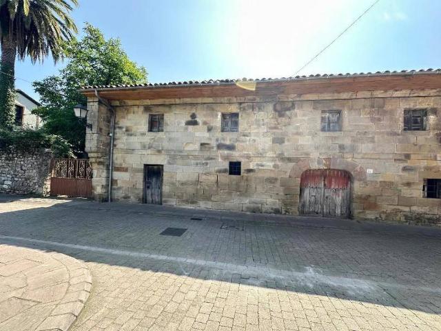 Chalet en venta en Cartes, Cantabria