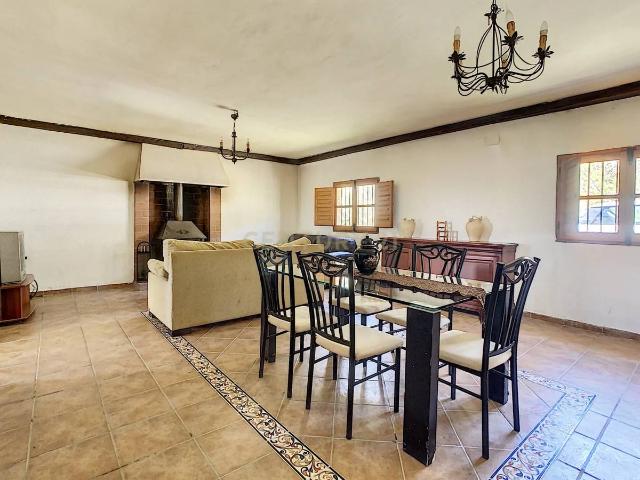 Villa en venta en Casabermeja