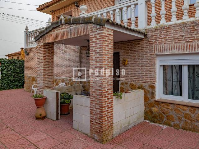 Chalet en venta en Casarrubios Del Monte, Castilla-La Mancha