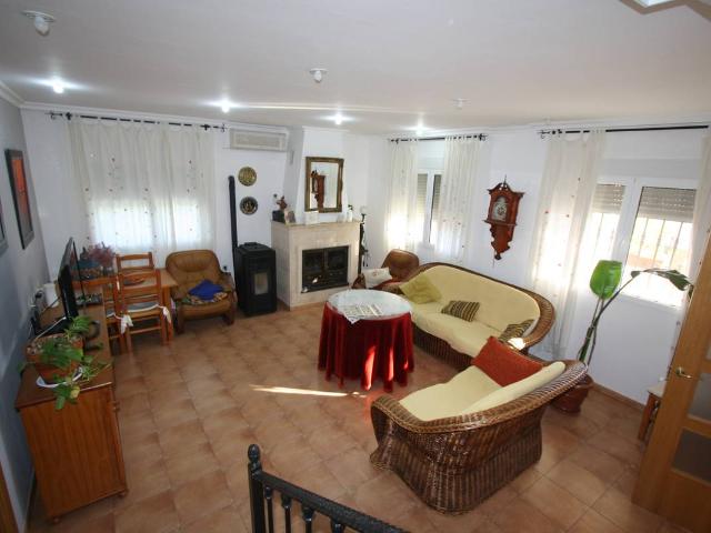 Chalet en venta en Casas De Juan Núñez, Castilla-La Mancha