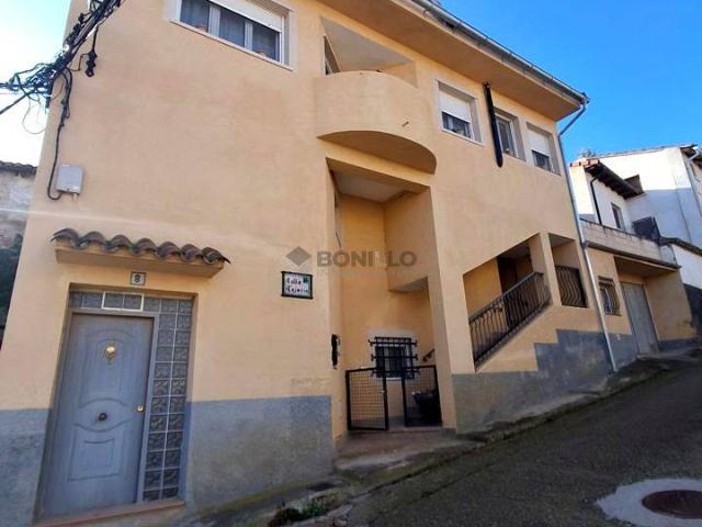 Chalet en venta en Comunidad de Teruel, Aragón