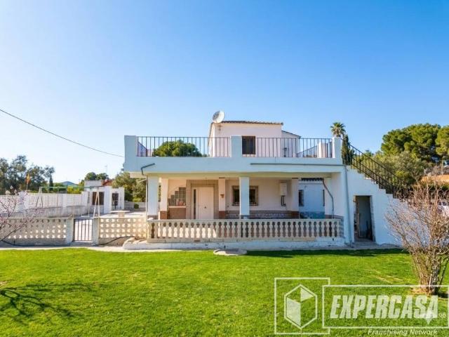 Chalet en venta en el Camp de Túria, Valencia