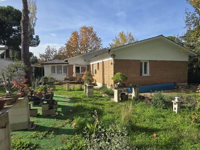 Villa en venta en Majadahonda