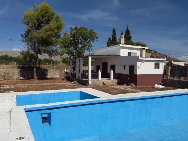 Chalet en venta en Llíria, València / Valencia