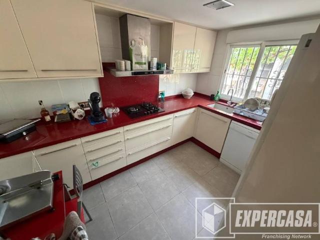 Chalet en venta en Llíria, València / Valencia