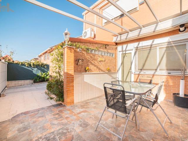 Chalet en venta en Rivas-vaciamadrid, Madrid