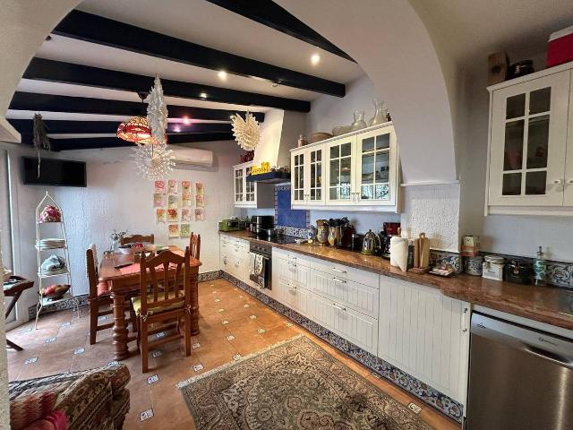 Villa en venta en Antequera