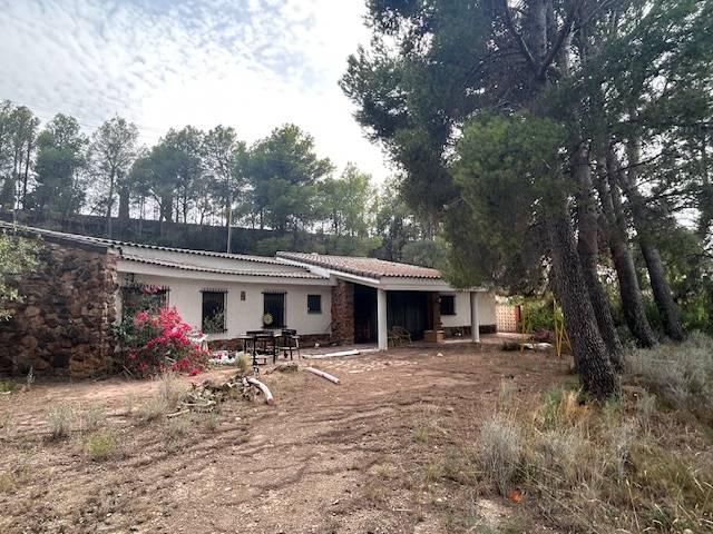 Chalet en venta en el Camp de Túria, Valencia