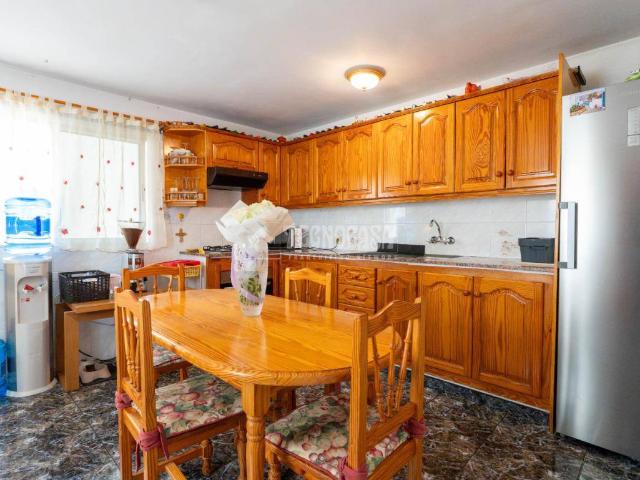 Chalet en venta en La Postura, Adeje