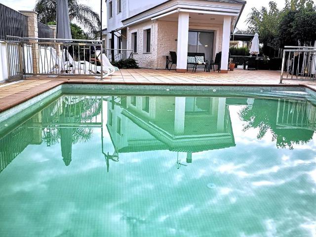 Villa en venta en Murcia, Murcia