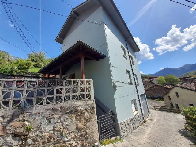 Chalet en venta en Caso, Asturias