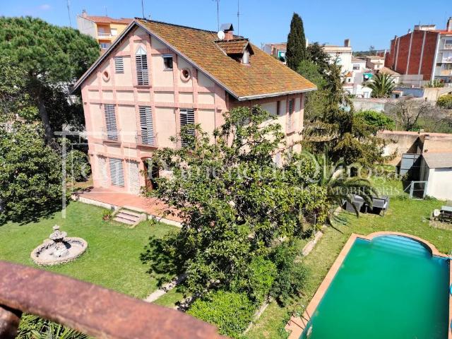 Villa en venta en Cassà De La Selva