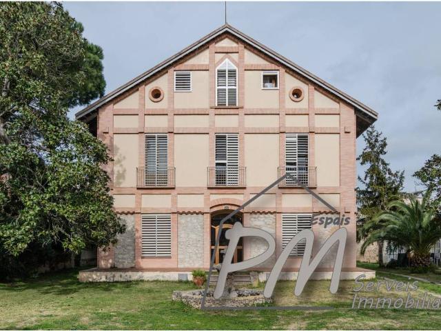 Villa en venta en Cassà De La Selva