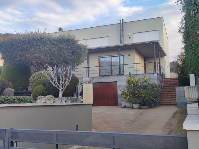 Villa en venta en Cassà De La Selva