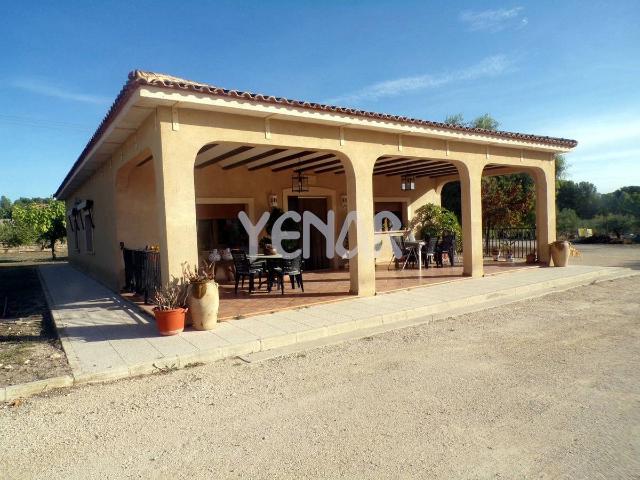 Chalet en venta en Castalla, Alacant / Alicante