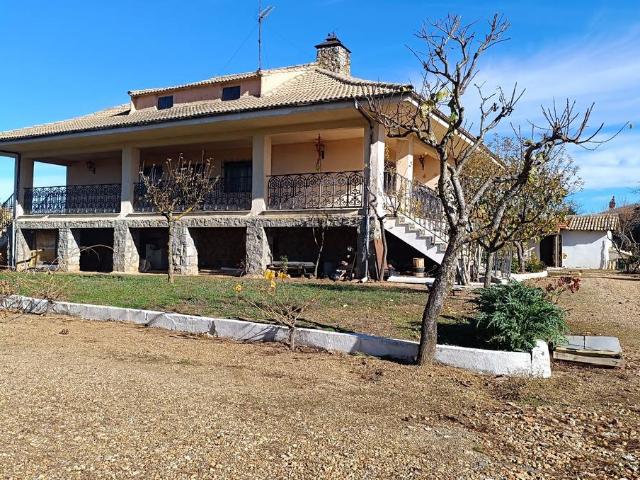 Chalet en venta en Urbanización Altozano, Castellanos De Villiquera