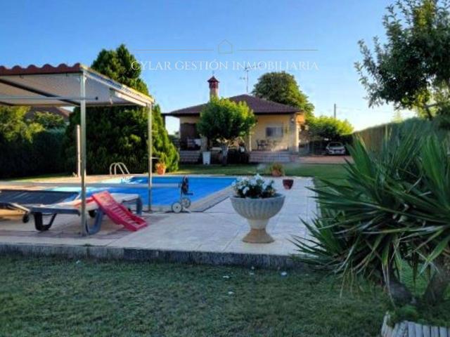 Chalet en venta en Urbanización Altozano, Castellanos De Villiquera