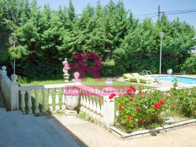 Chalet en venta en Urbanización Altozano, Castellanos De Villiquera