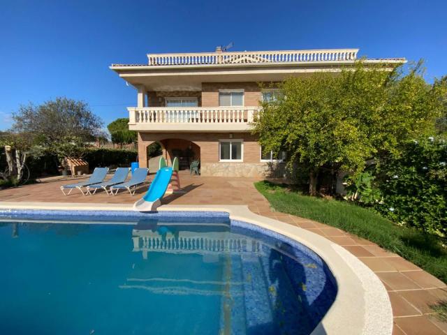 Chalet en venta en Santa Teresita, Castellbisbal