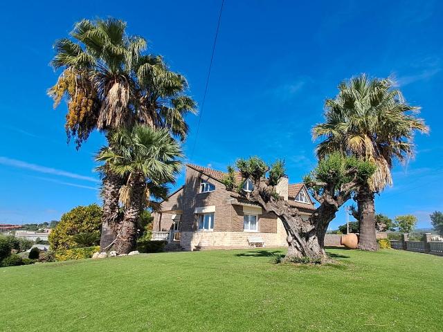 Chalet en venta en Santa Teresita, Castellbisbal