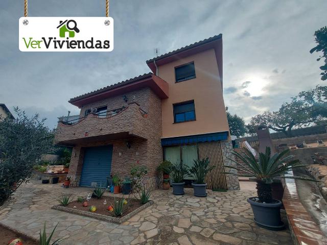 Chalet en venta en Santa Teresita, Castellbisbal