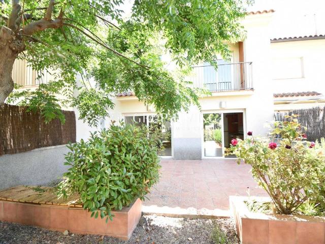 Villa en venta en Castellet I La Gornal, el Poblenou