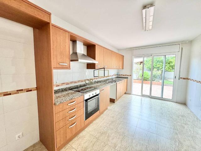 Villa en venta en Castellet I La Gornal, el Poblenou