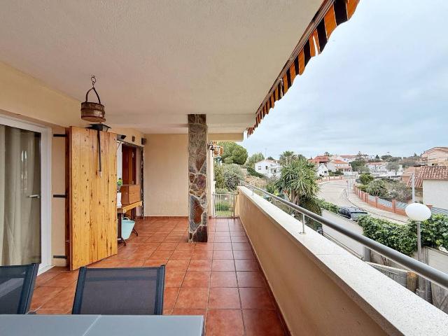 Villa en venta en Castellet I La Gornal, el Poblenou