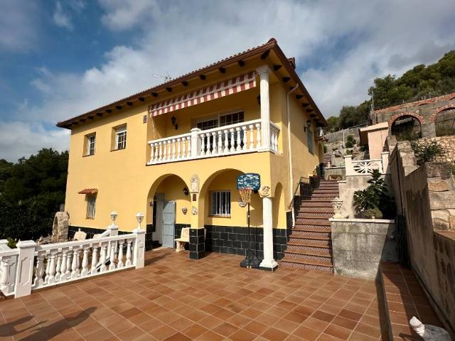 Chalet en venta en Castellet I La Gornal, Barcelona